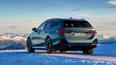 BMW 5-series Touring – rear